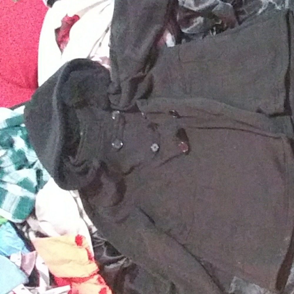 BLACK COAT